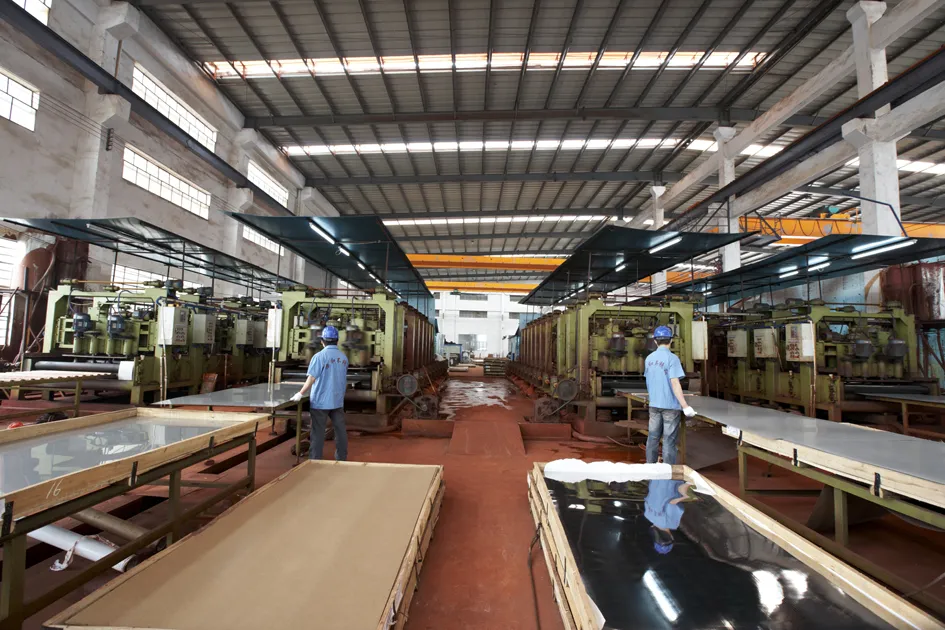 Dimensioni personalizzate da 1000 a 2000 mm 304 304L 316 lamiera di lamiera di acciaio inossidabile per navi con tecnologia laminata a freddo 1