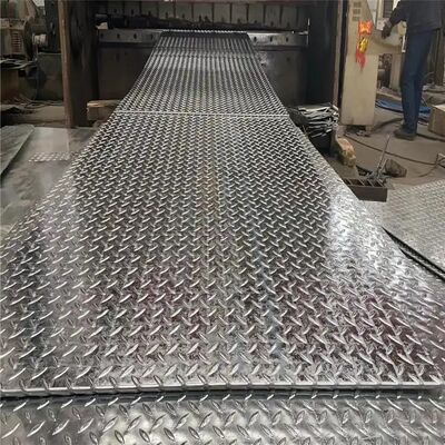 comprare Strato a quadretti di alluminio su ordinazione Diamond Plate Anti Slip Ribbed 200mm fabbricazione online